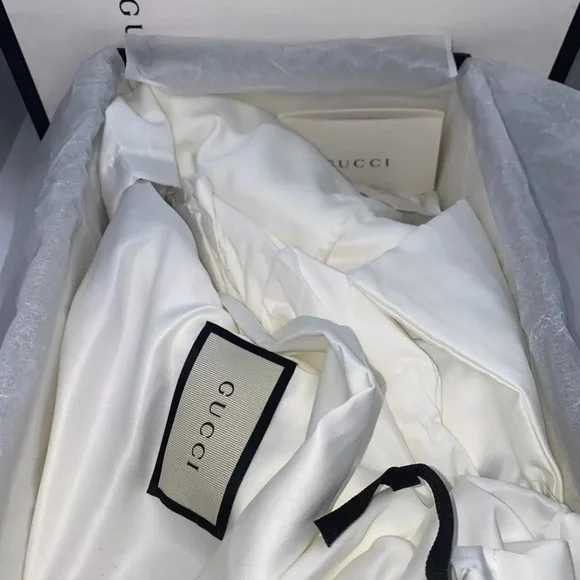 Gucci Authentic Women’s Sandal Suede, Size-US9 - Picture 7 of 15